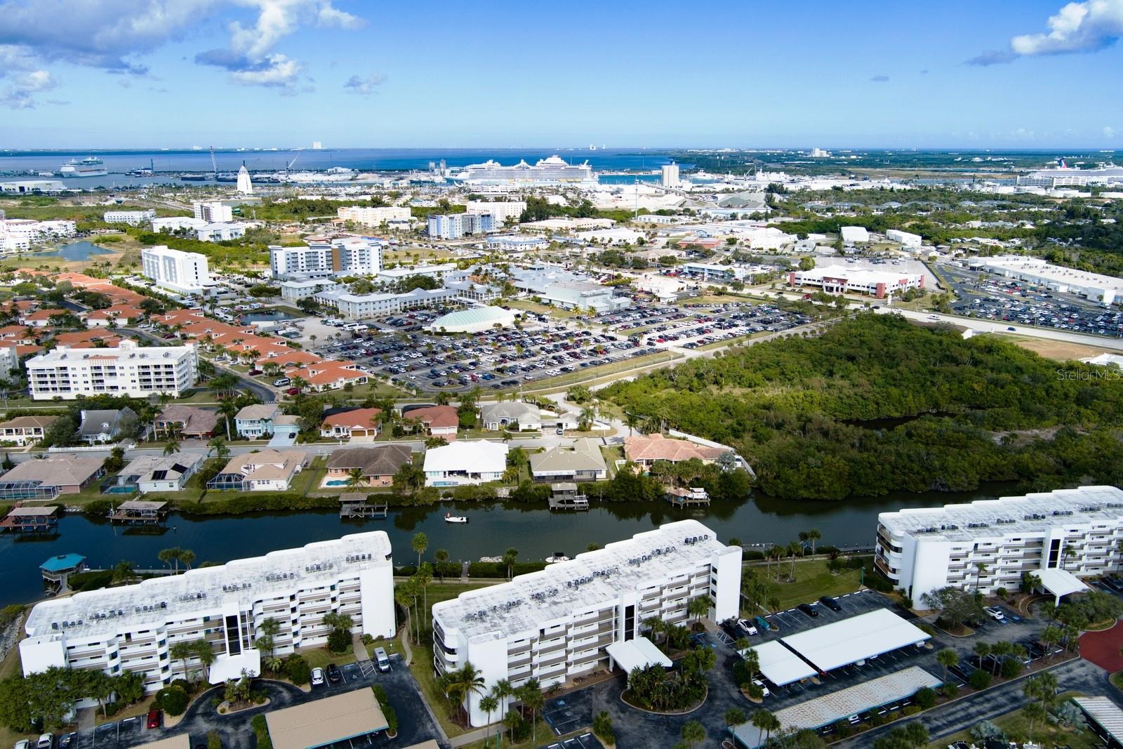 Image 40 of 50 For 300 Columbia Drive 208-1