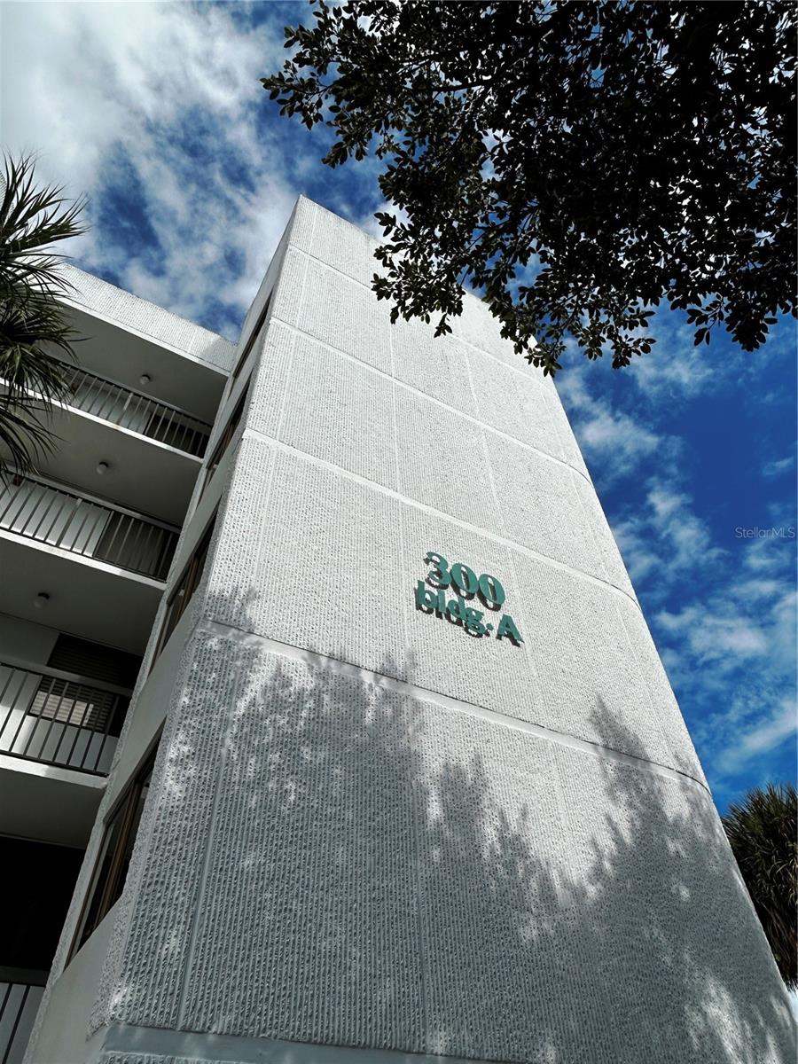 Image 45 of 50 For 300 Columbia Drive 208-1