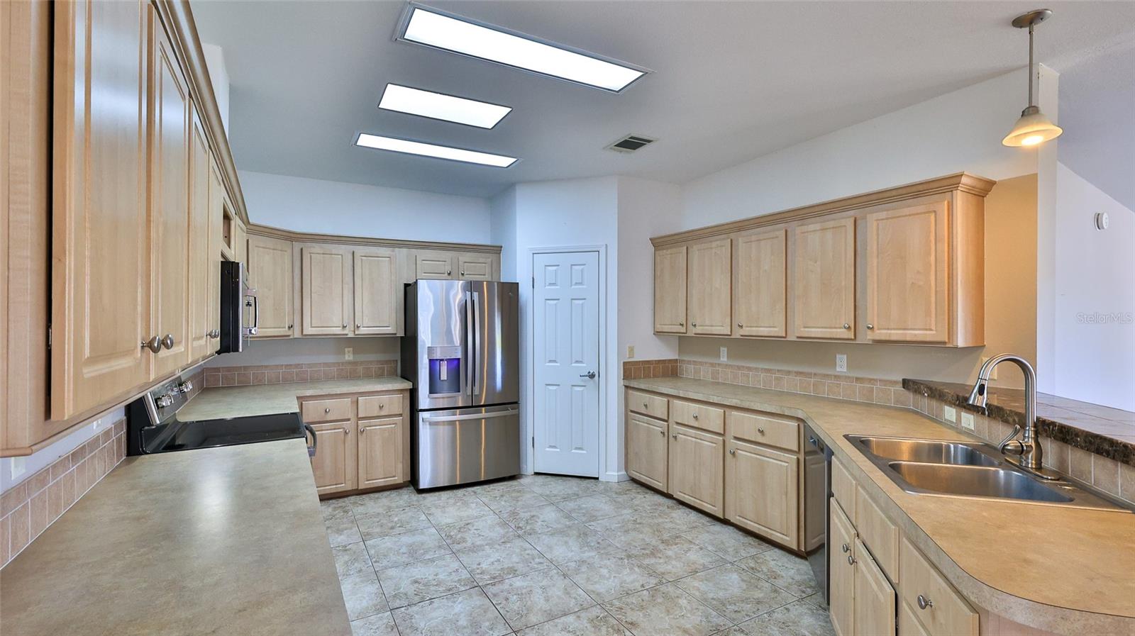 Image 12 of 50 For 361 Marsh Landing Loop