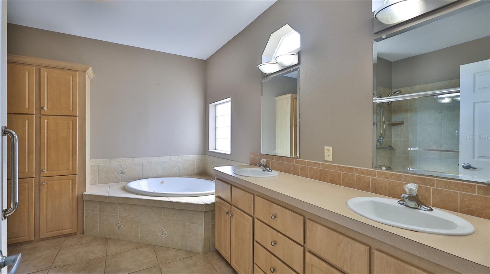 Image 17 of 50 For 361 Marsh Landing Loop