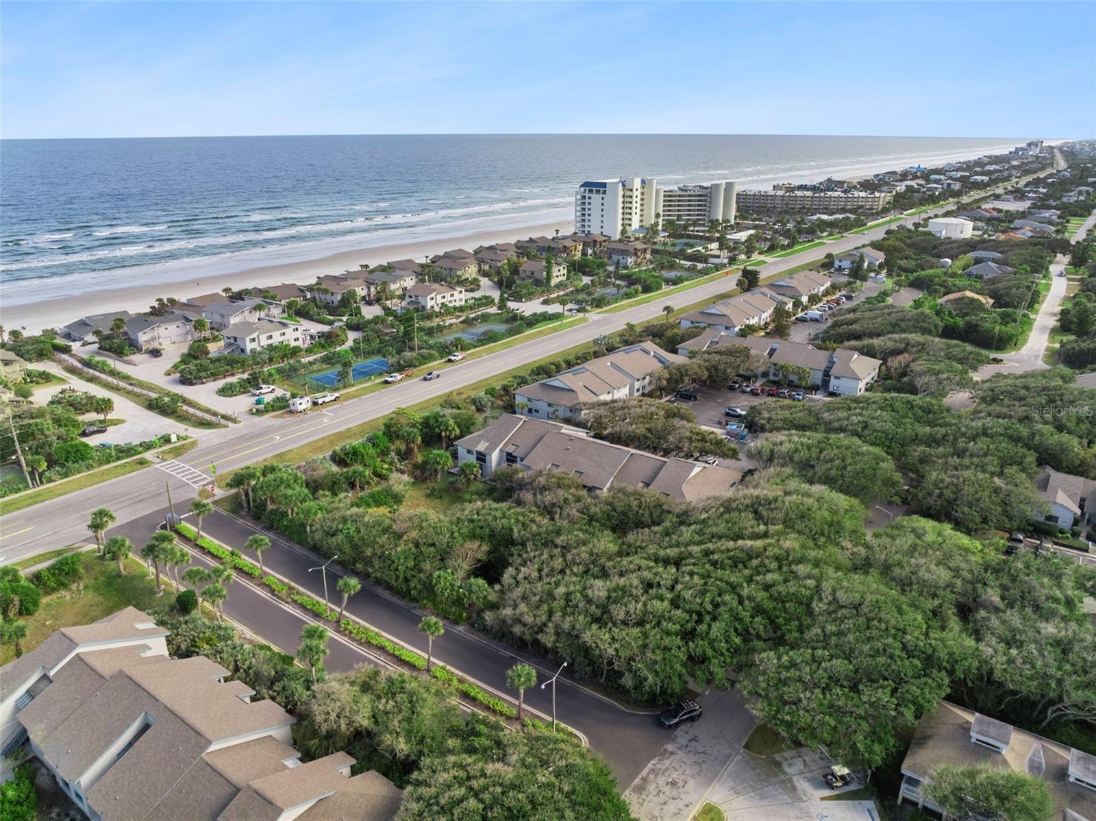 Image 33 of 41 For 4401 Sea Mist Drive 202