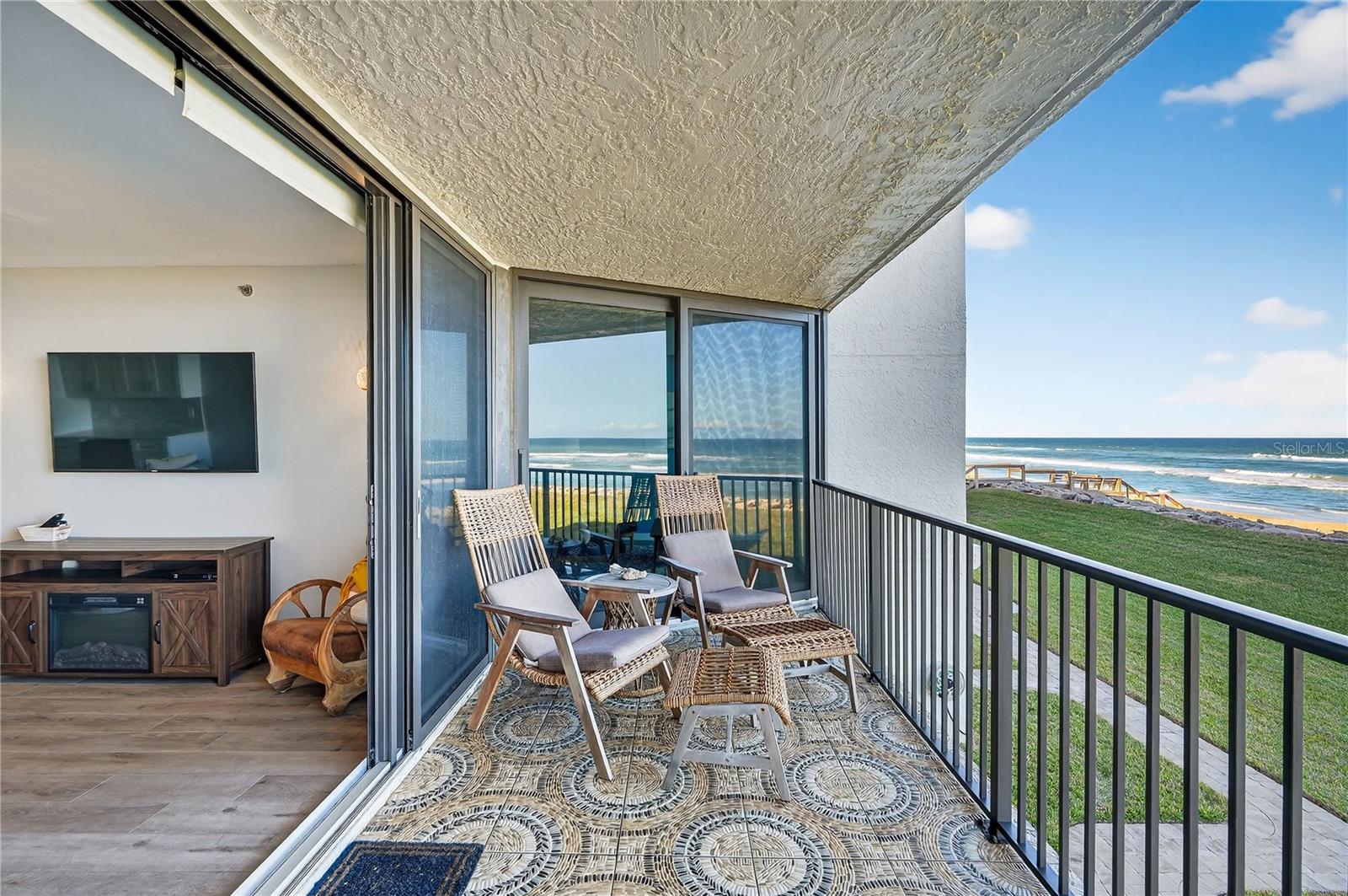 Image 22 of 51 For 6727 Turtlemound Road 218