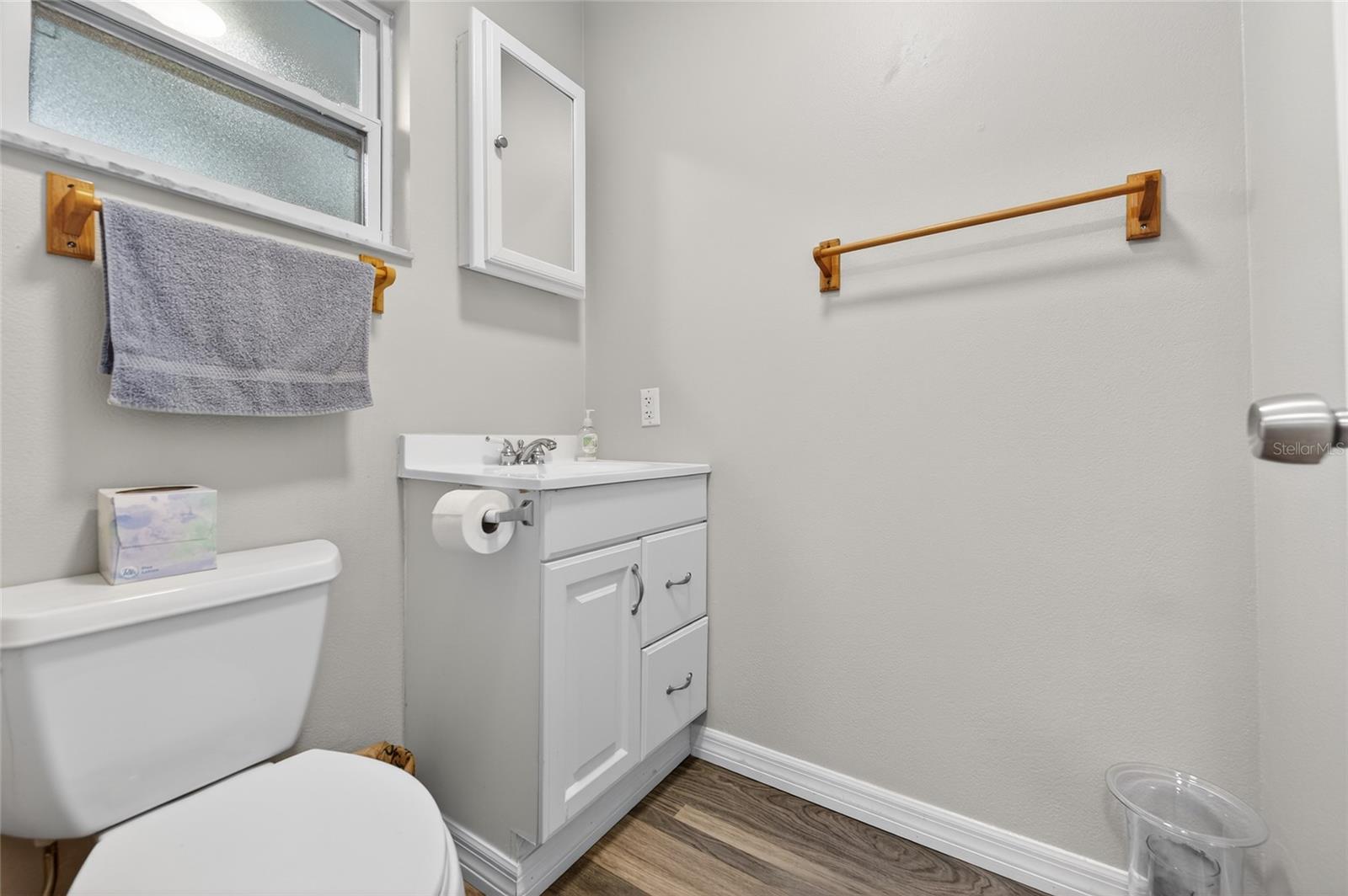 Image 10 of 38 For 805 14th Avenue