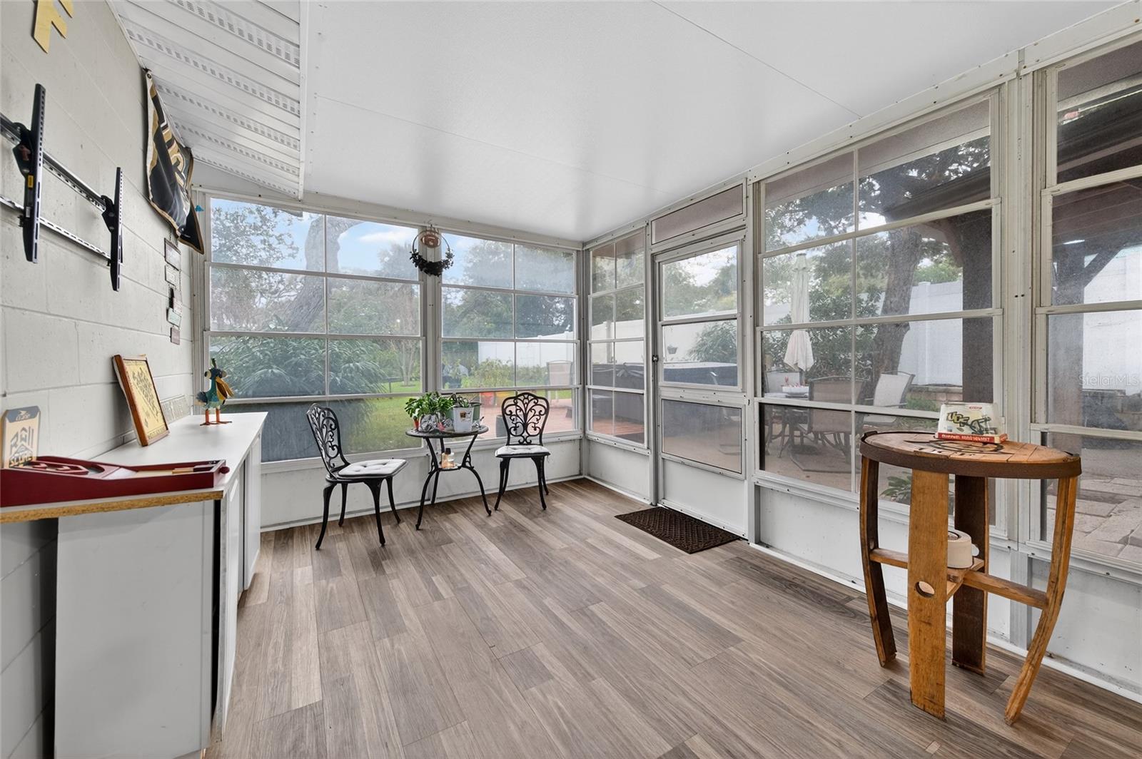 Image 16 of 38 For 805 14th Avenue