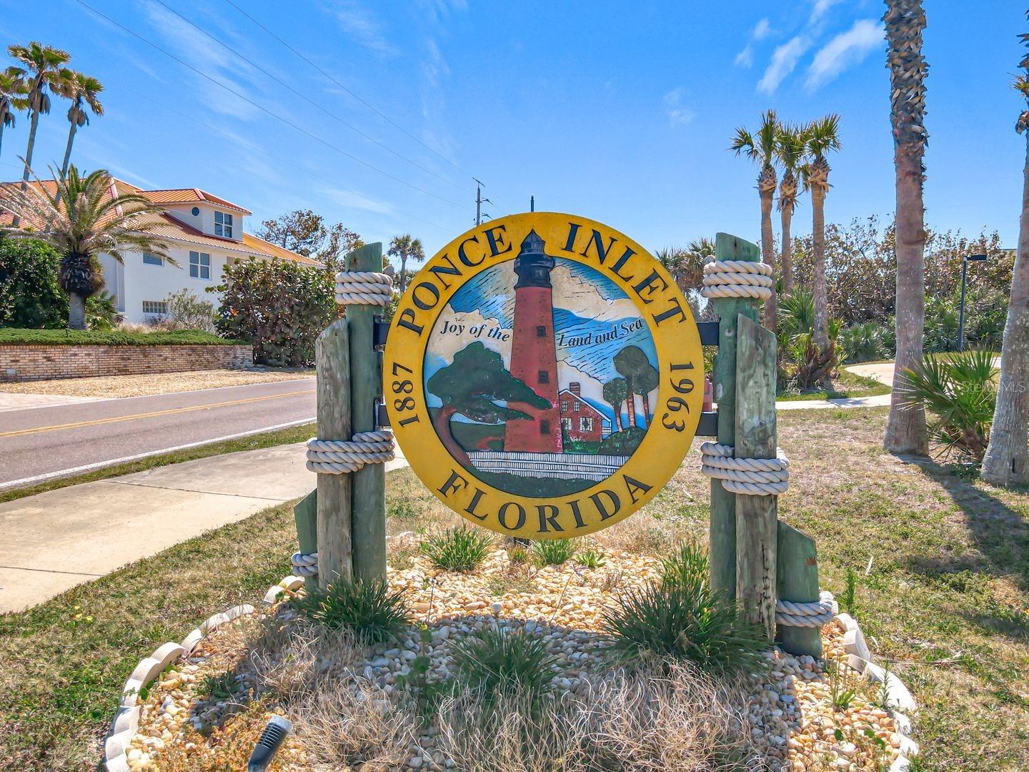 Image 43 of 50 For 4761 Riverglen Boulevard