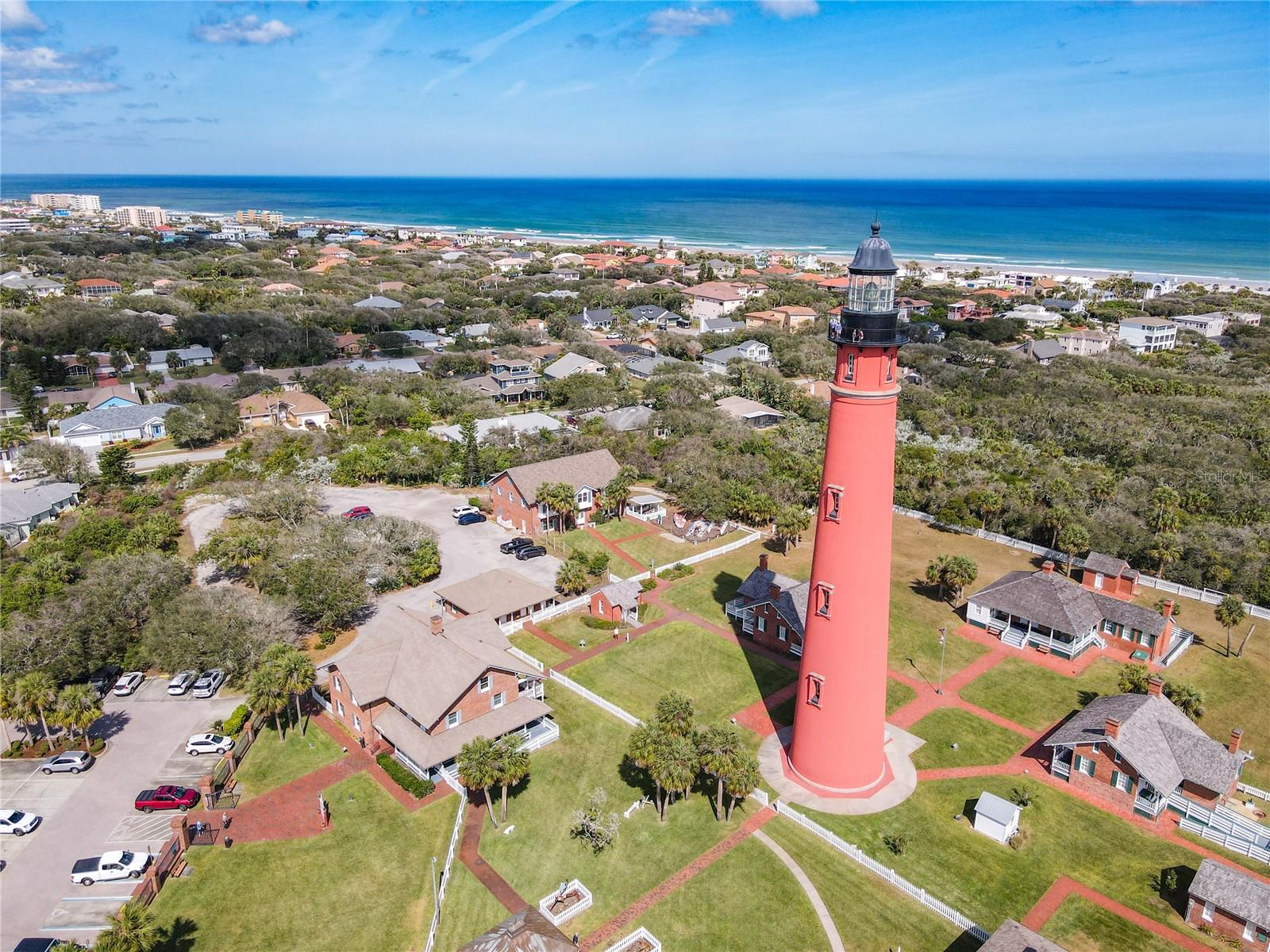 Image 46 of 50 For 4761 Riverglen Boulevard