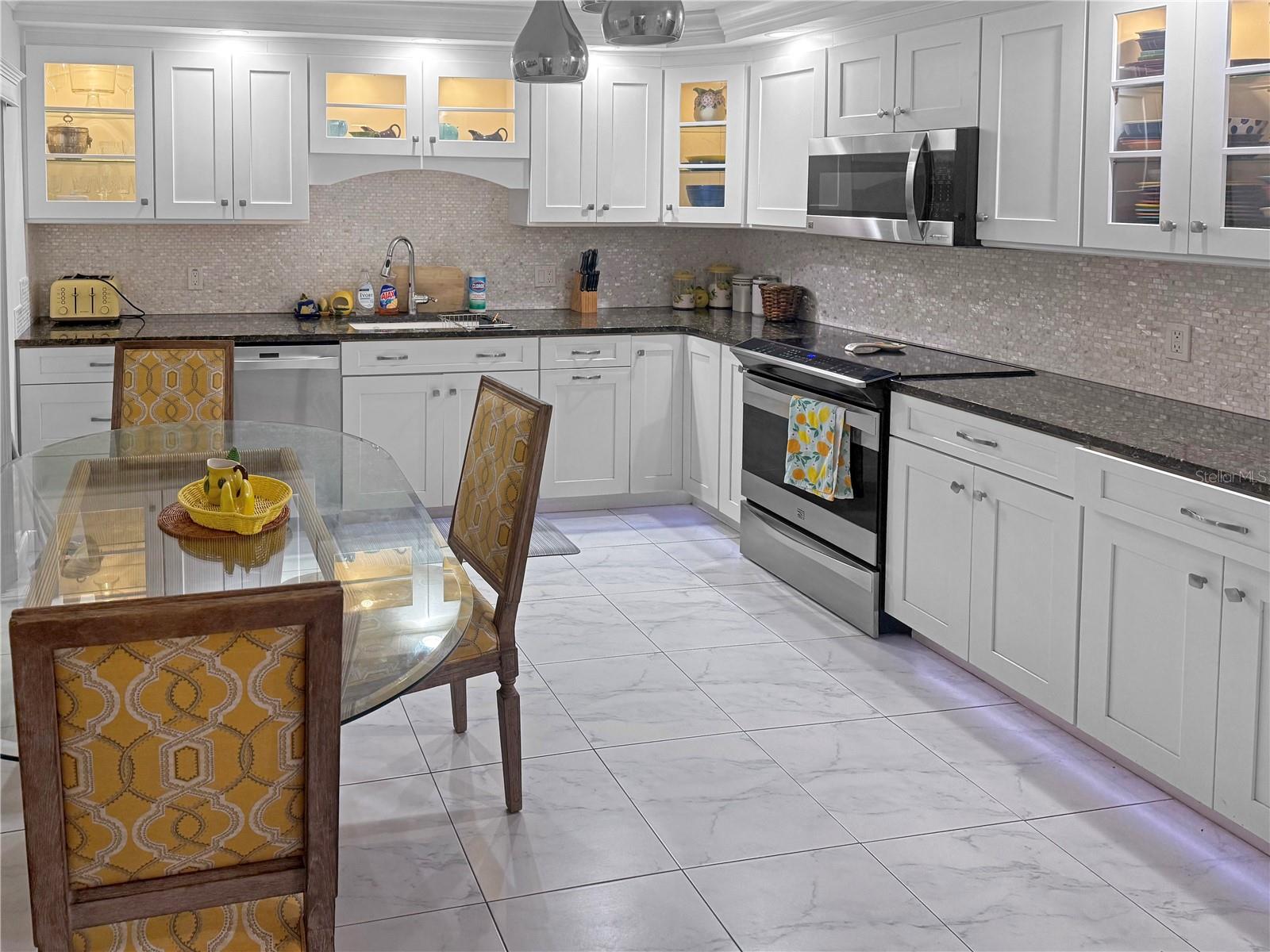 Image 7 of 22 For 4150 Atlantic Avenue 124c