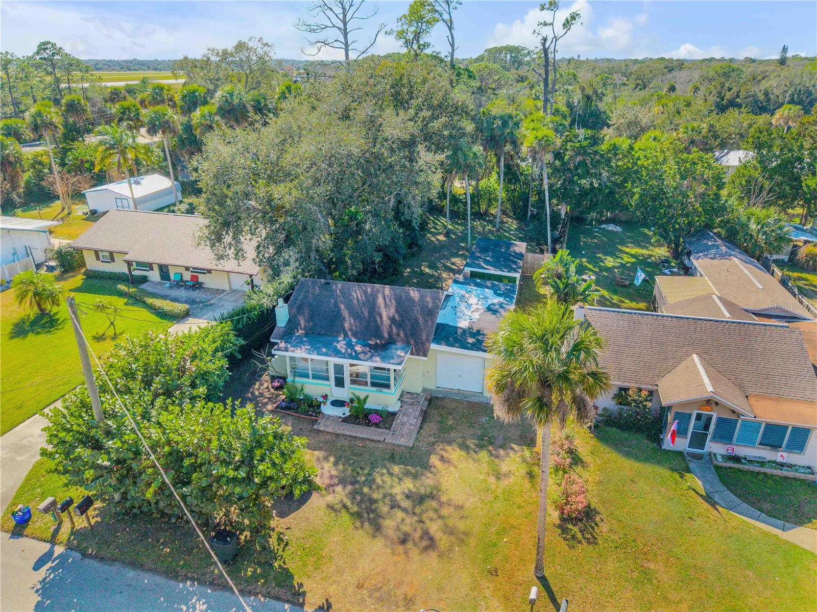 Image 35 of 38 For 2520 Belmont Avenue