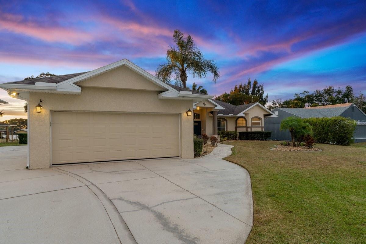 Image 14 of 100 For 2660 Sunset Drive