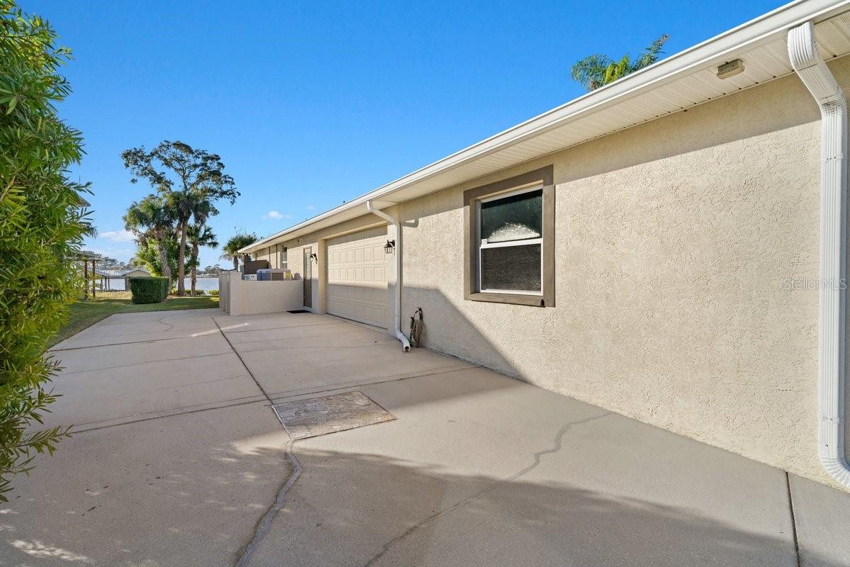 Image 26 of 100 For 2660 Sunset Drive