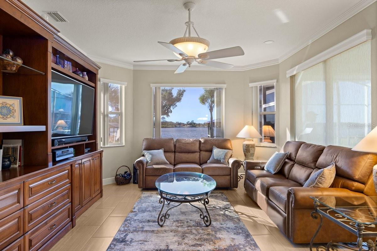 Image 56 of 100 For 2660 Sunset Drive