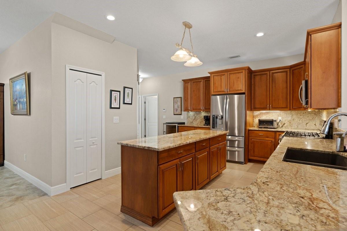 Image 63 of 100 For 2660 Sunset Drive