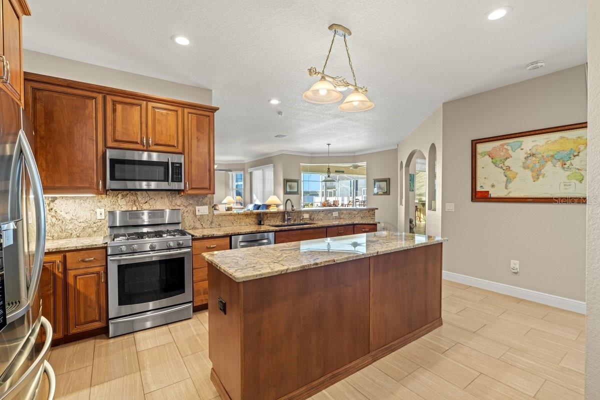 Image 66 of 100 For 2660 Sunset Drive