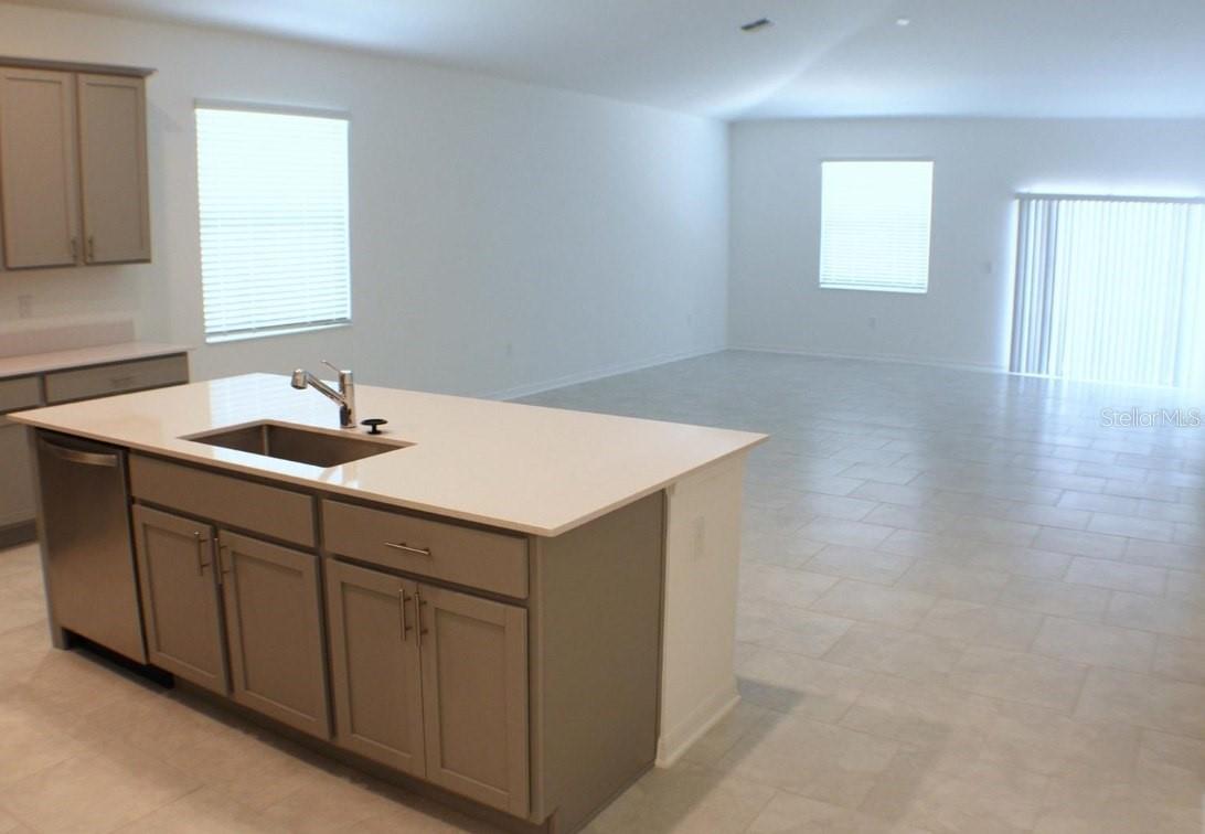 Image 5 of 6 For 5198 Hophorn Drive