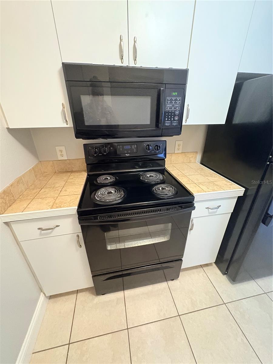 Image 19 of 43 For 4860 Atlantic Avenue 104