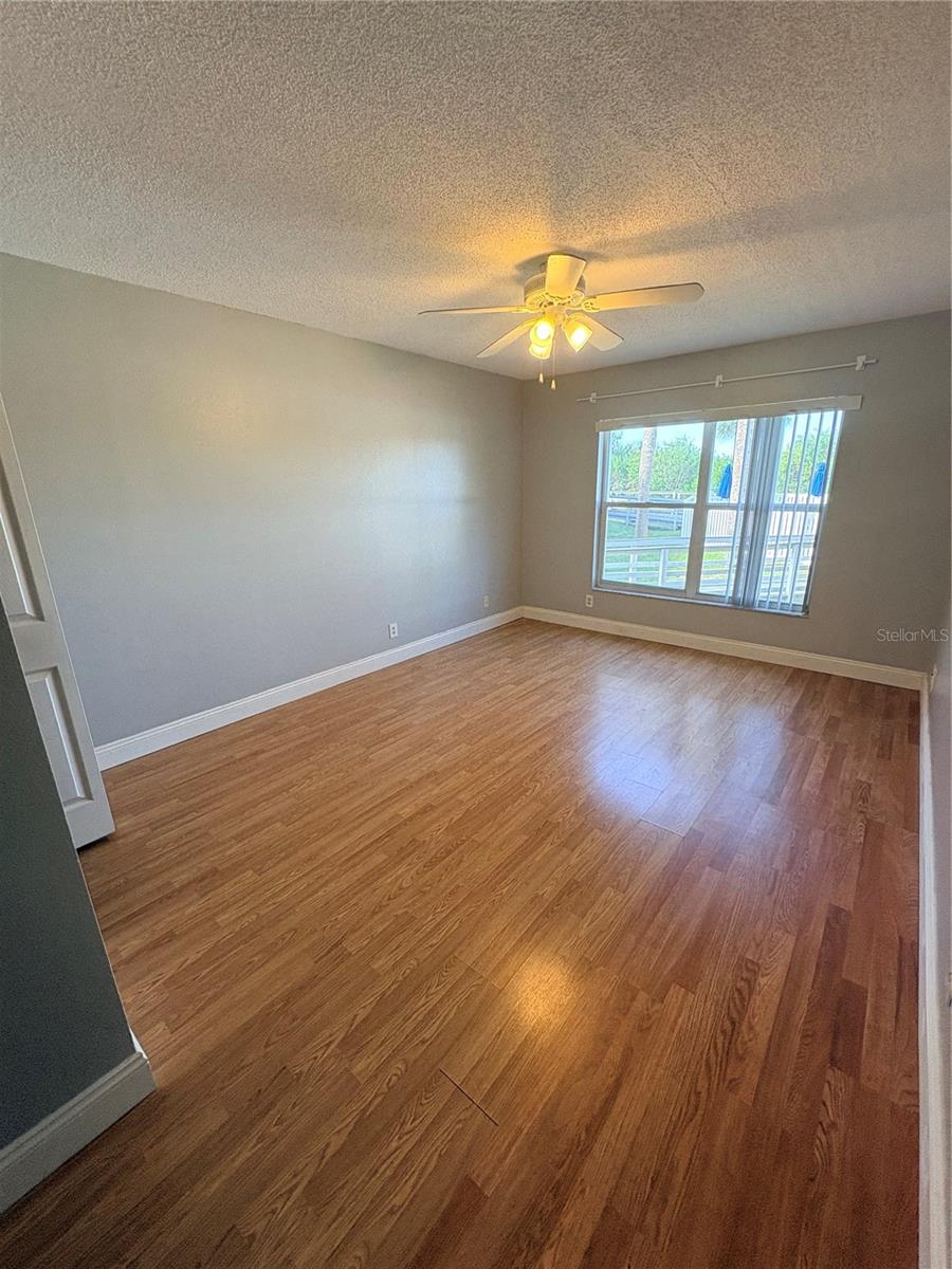 Image 25 of 43 For 4860 Atlantic Avenue 104