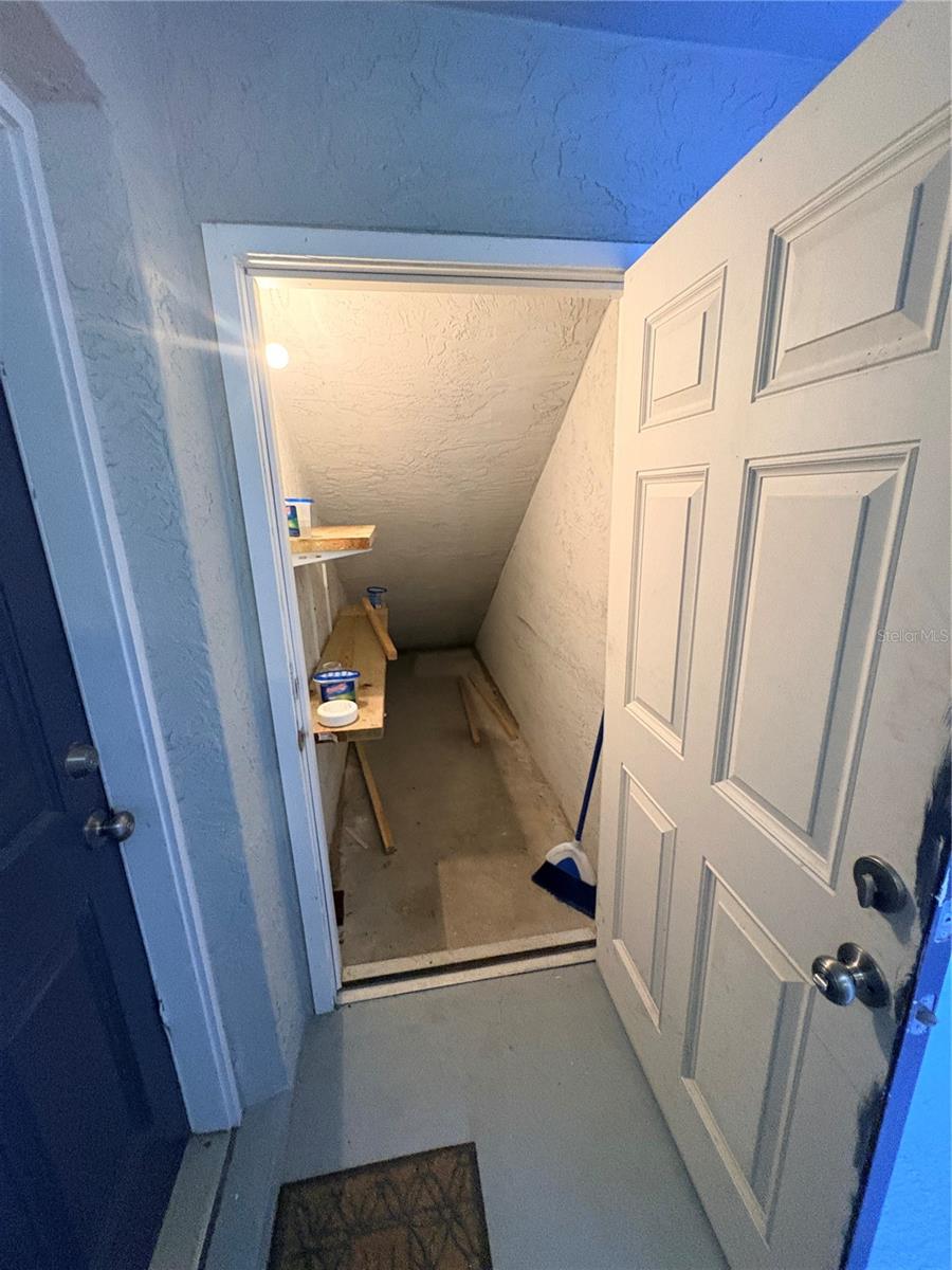 Image 31 of 43 For 4860 Atlantic Avenue 104