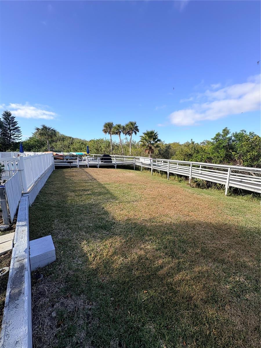 Image 35 of 43 For 4860 Atlantic Avenue 104