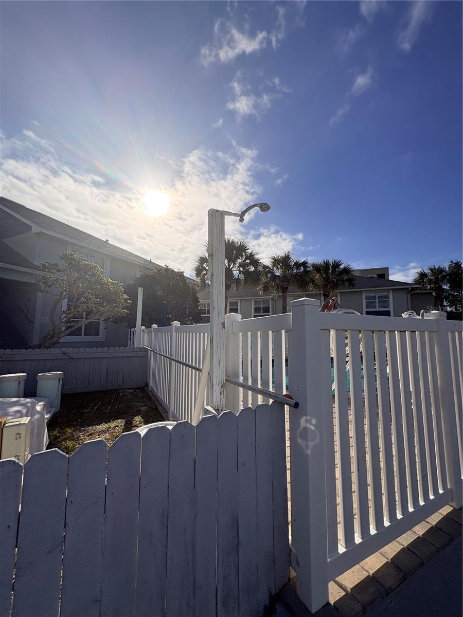 Image 36 of 43 For 4860 Atlantic Avenue 104