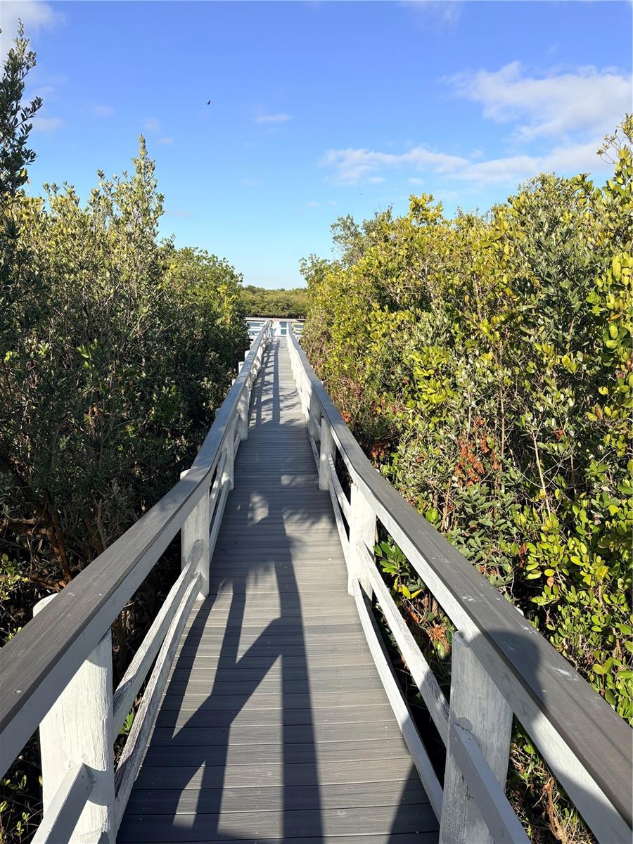 Image 39 of 43 For 4860 Atlantic Avenue 104