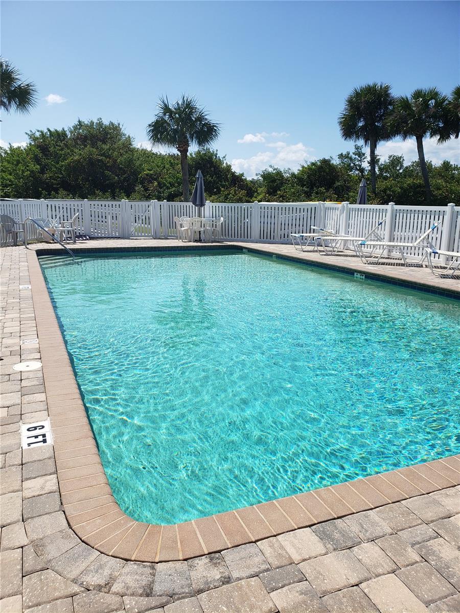 Image 7 of 43 For 4860 Atlantic Avenue 104