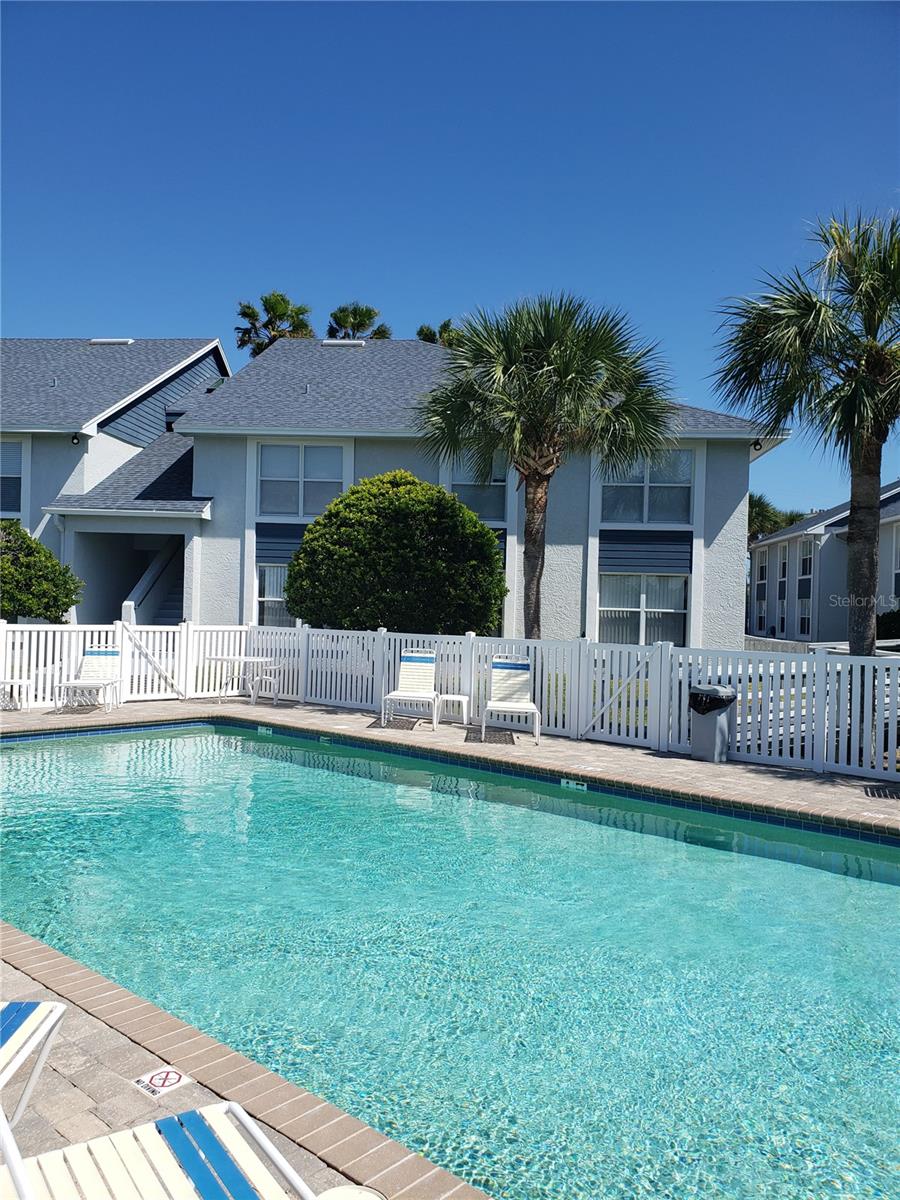 Image 8 of 43 For 4860 Atlantic Avenue 104