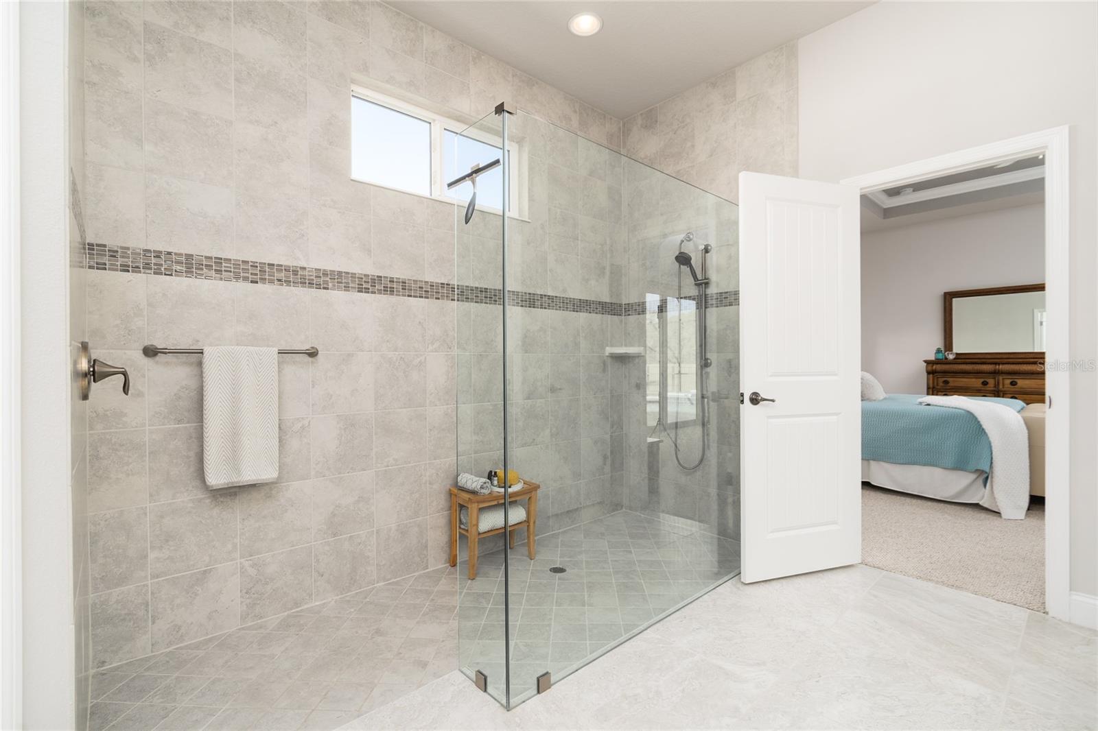 Image 26 of 76 For 2830 Asciano Court