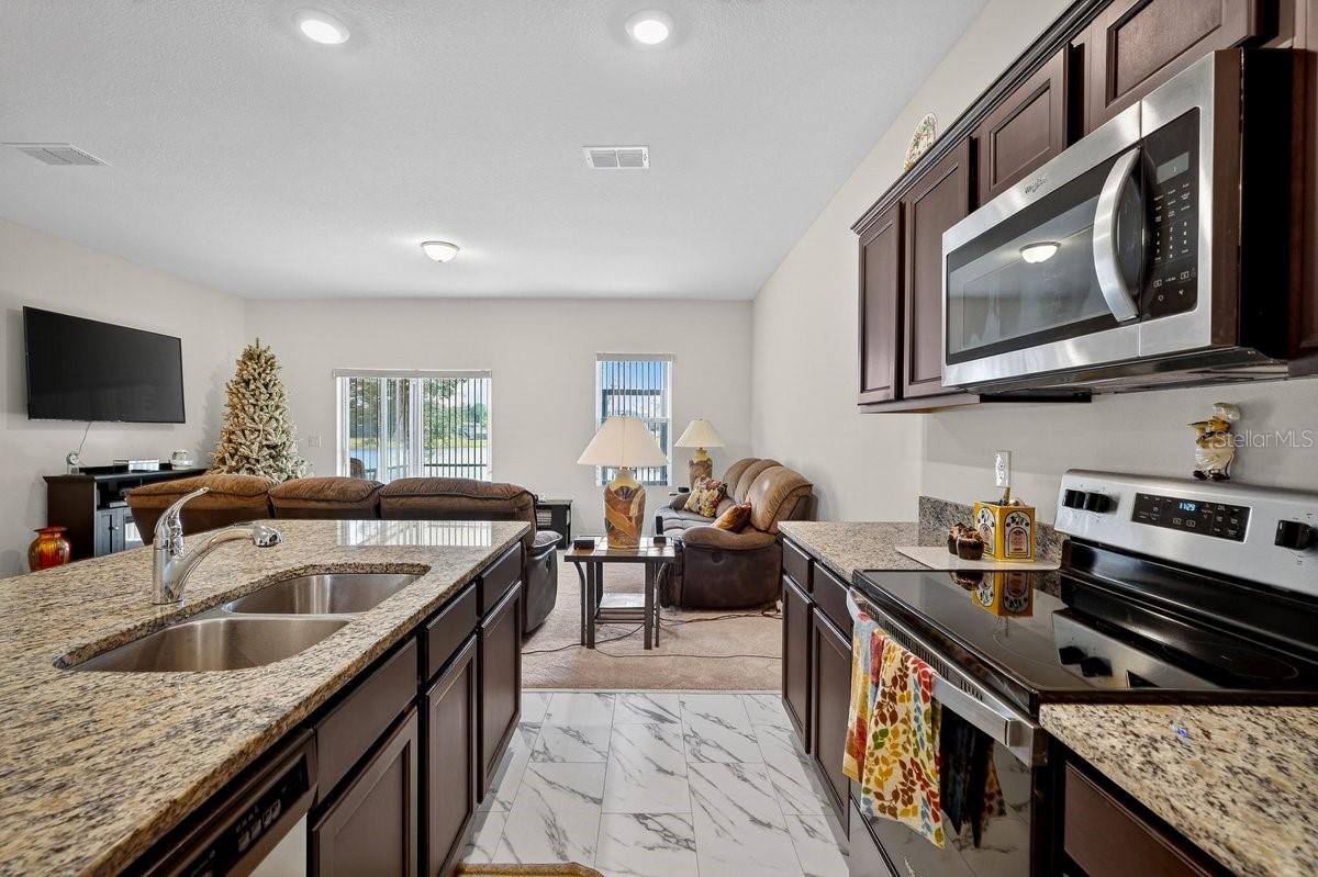 Image 18 of 39 For 3057 Neverland Drive