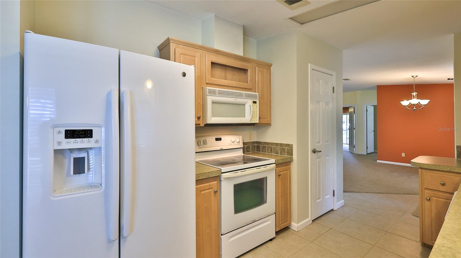 Image 11 of 53 For 415 Sioux Boulevard