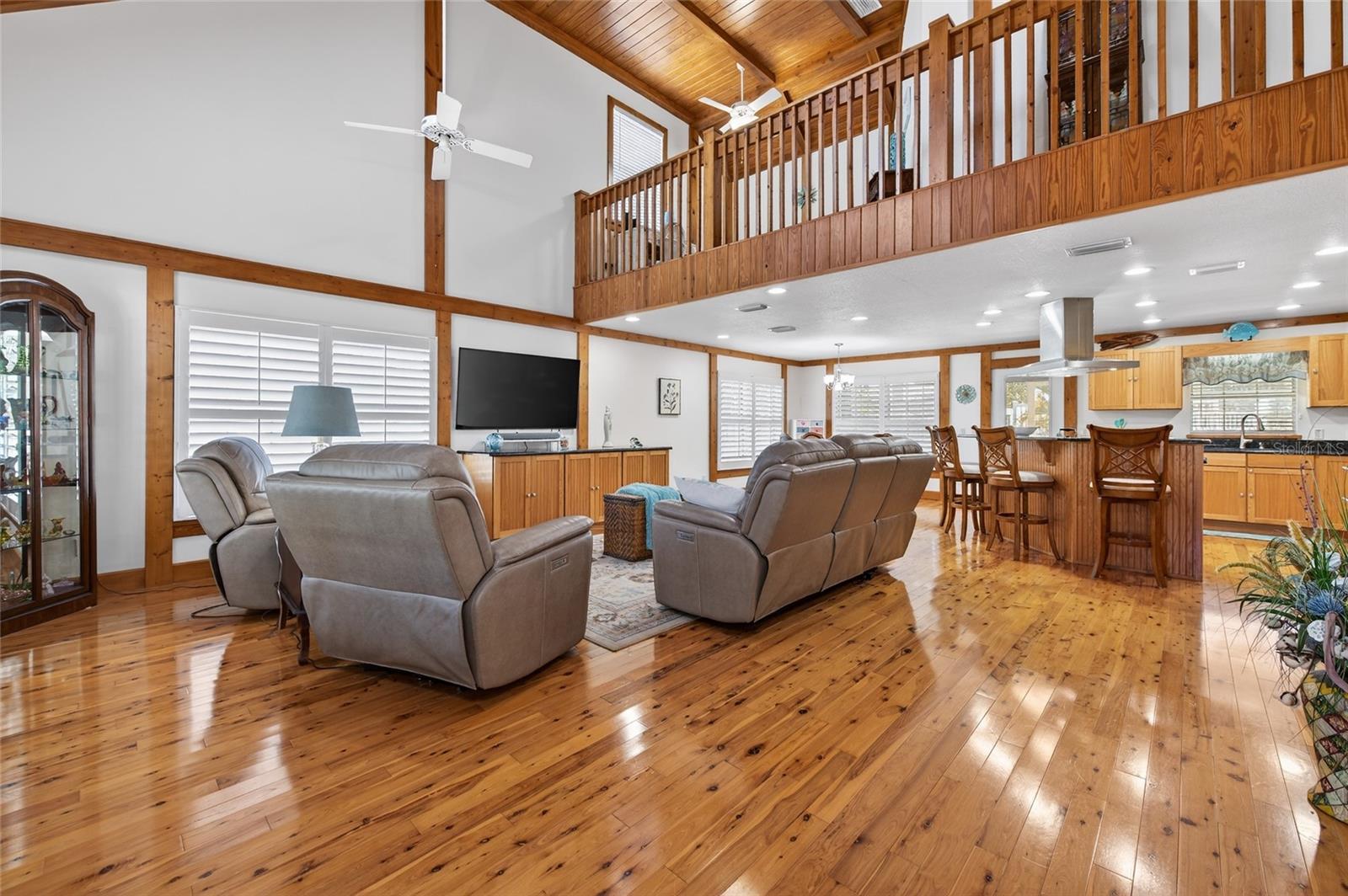 Image 9 of 35 For 229 Randle Avenue