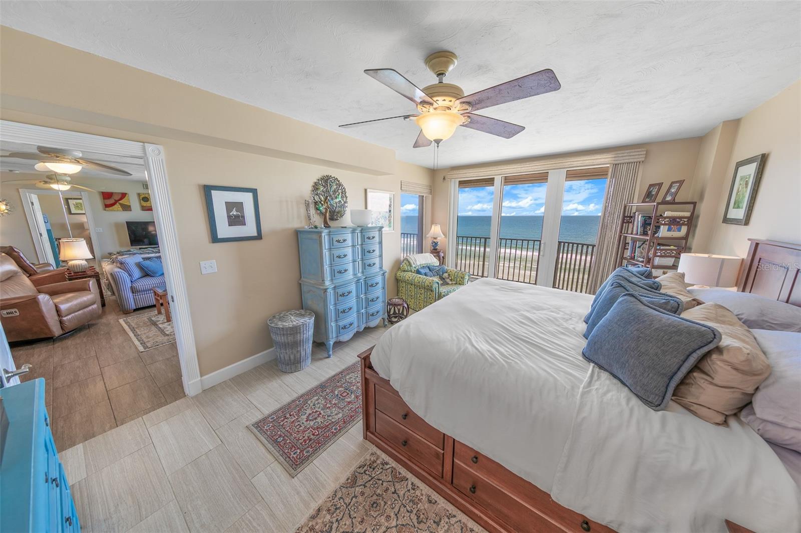 Image 18 of 62 For 4651 Atlantic Avenue 705