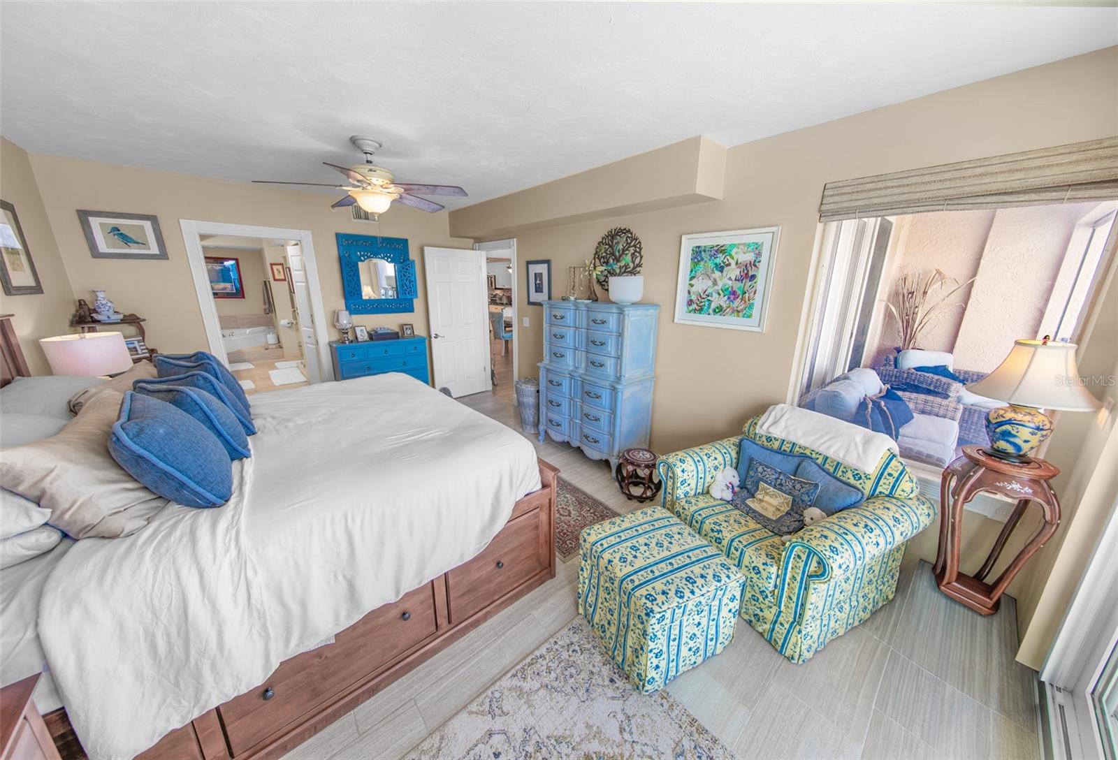 Image 21 of 62 For 4651 Atlantic Avenue 705