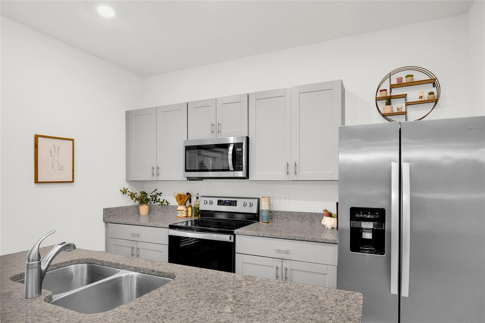 Image 15 of 44 For 3078 Meleto Boulevard