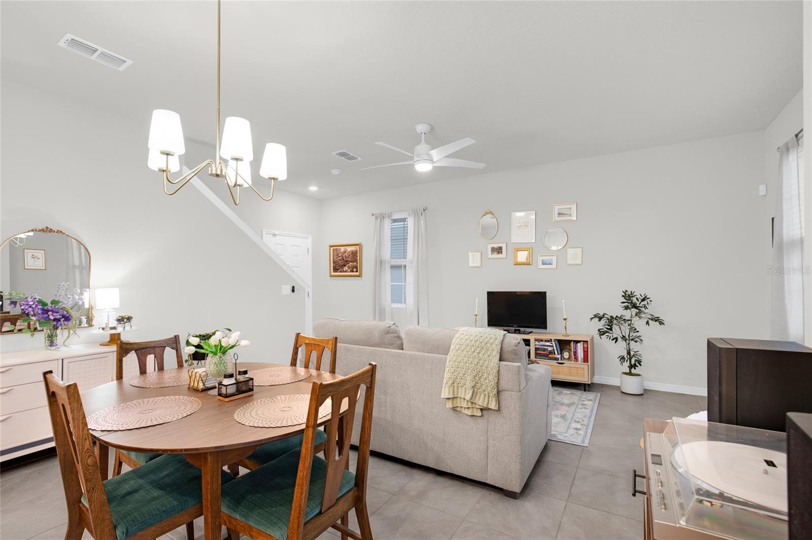 Image 19 of 44 For 3078 Meleto Boulevard