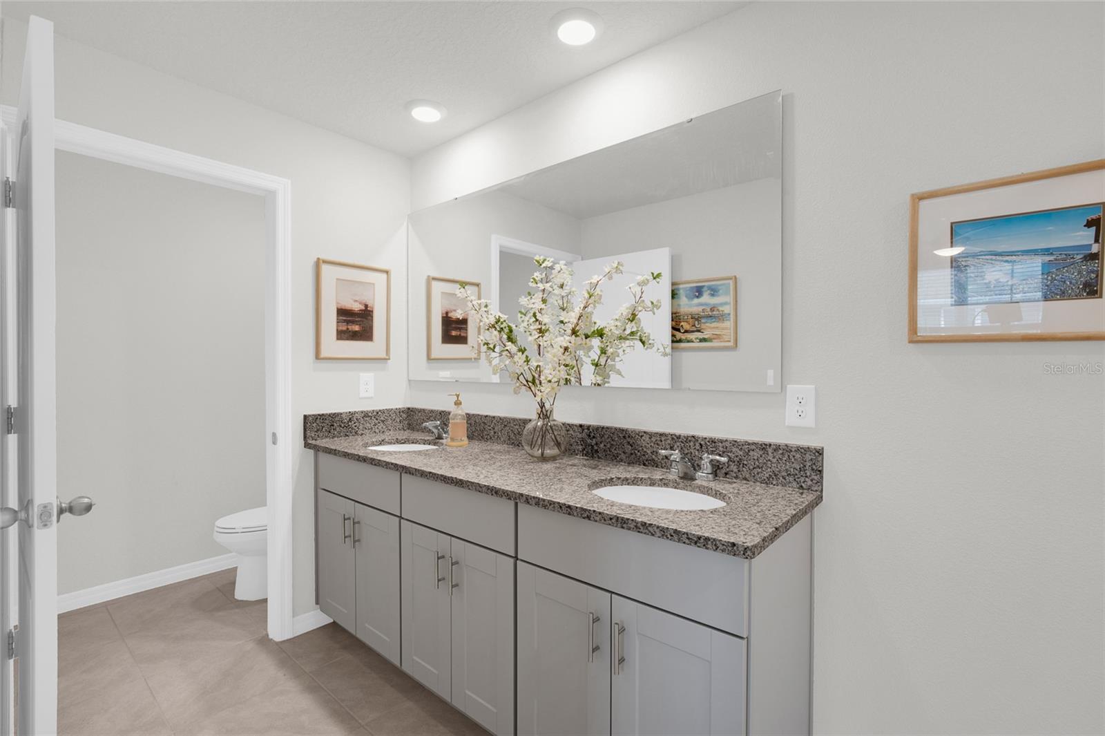 Image 25 of 44 For 3078 Meleto Boulevard