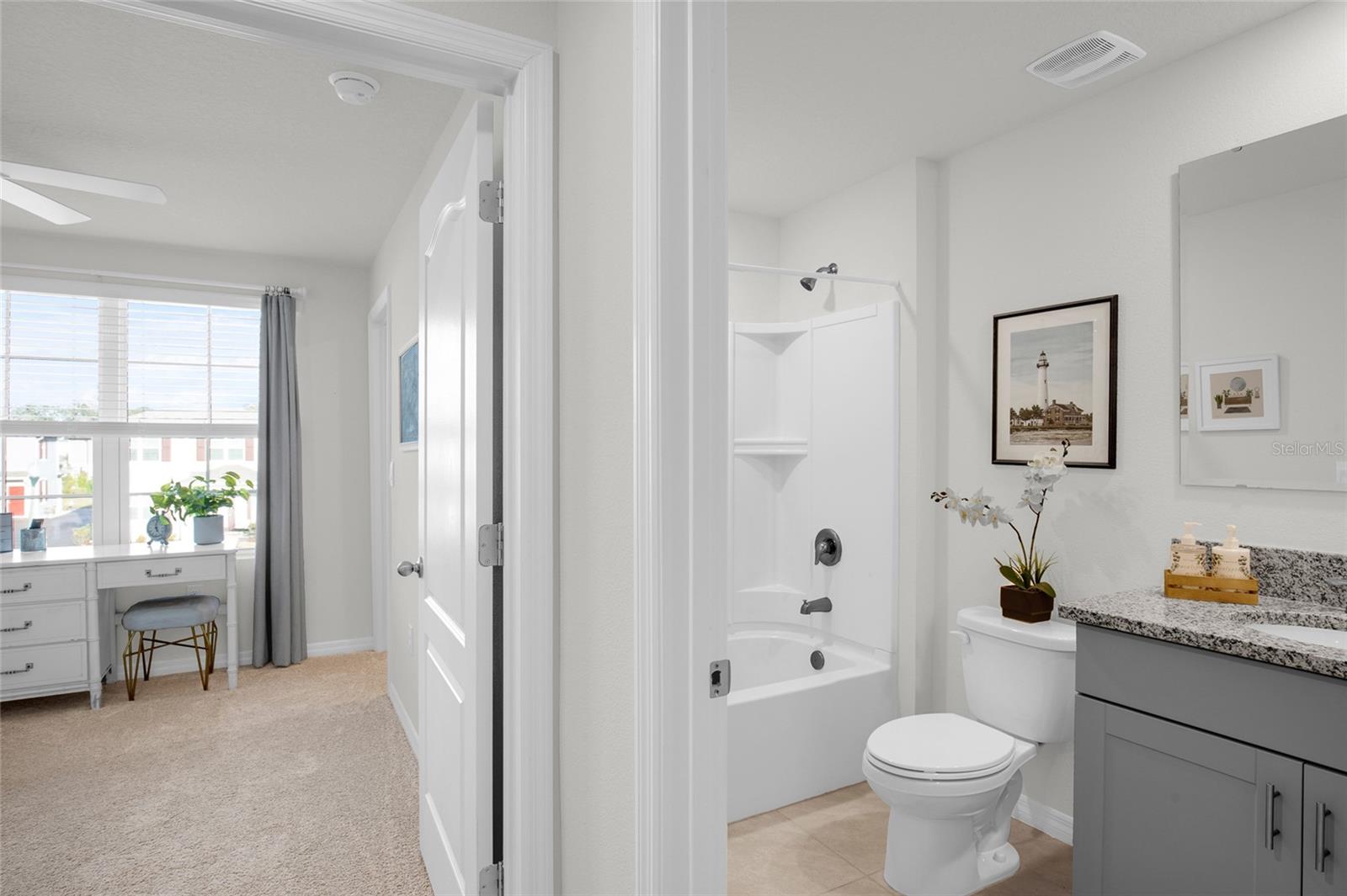 Image 29 of 44 For 3078 Meleto Boulevard