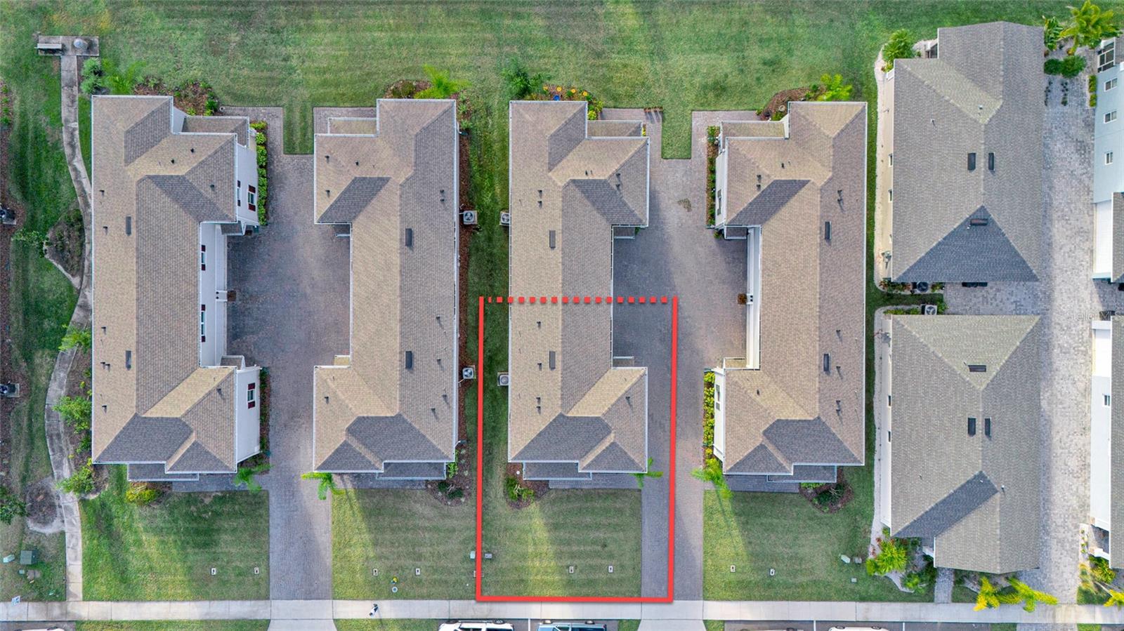 Image 40 of 44 For 3078 Meleto Boulevard