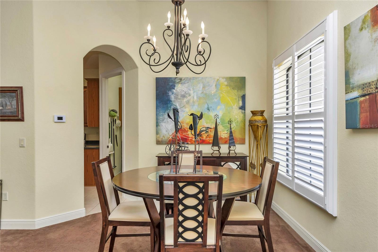 Image 10 of 79 For 5203 Grove Manor