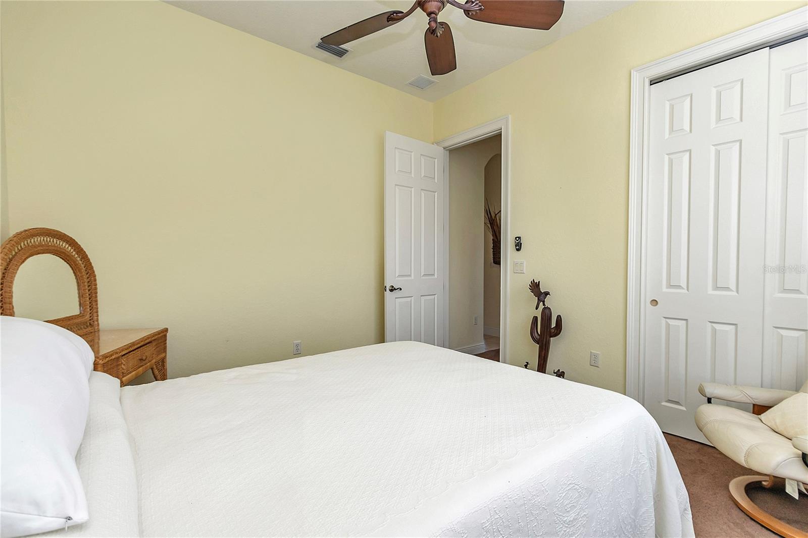 Image 25 of 79 For 5203 Grove Manor