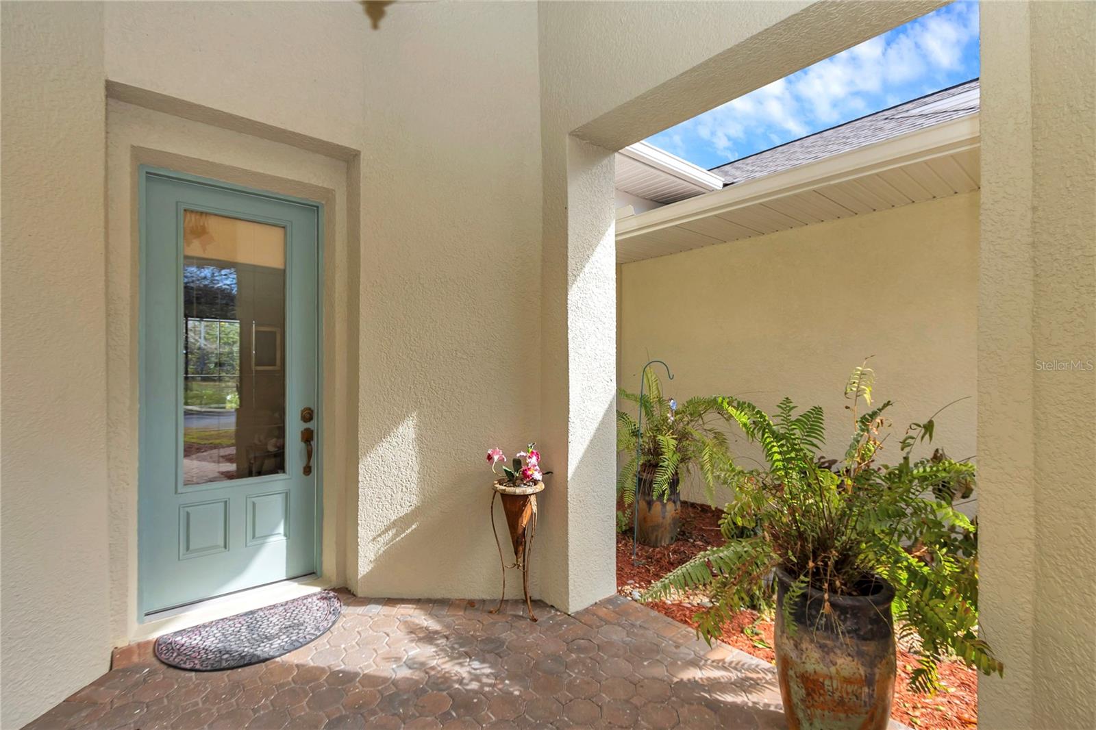 Image 38 of 79 For 5203 Grove Manor