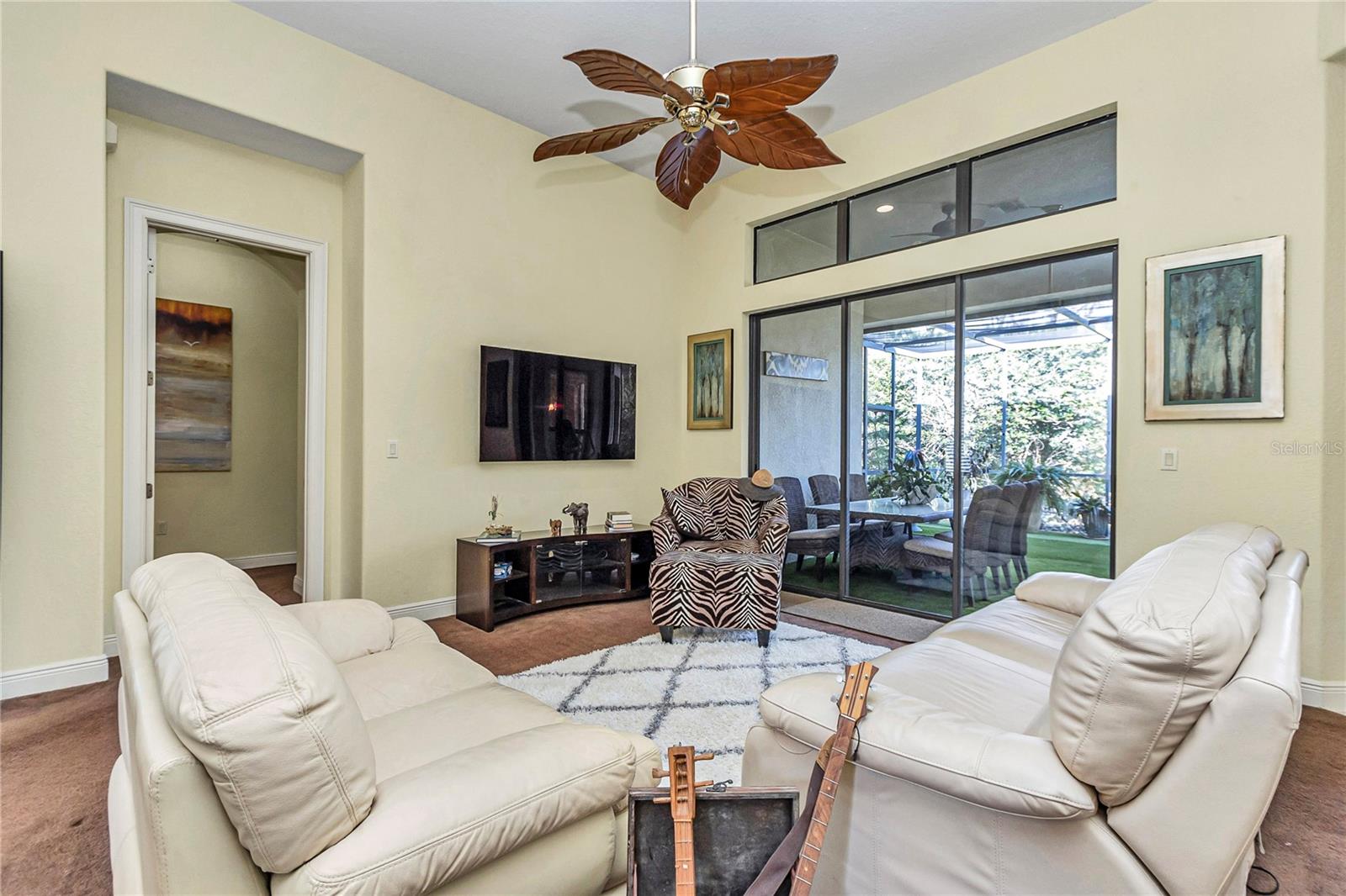 Image 6 of 79 For 5203 Grove Manor