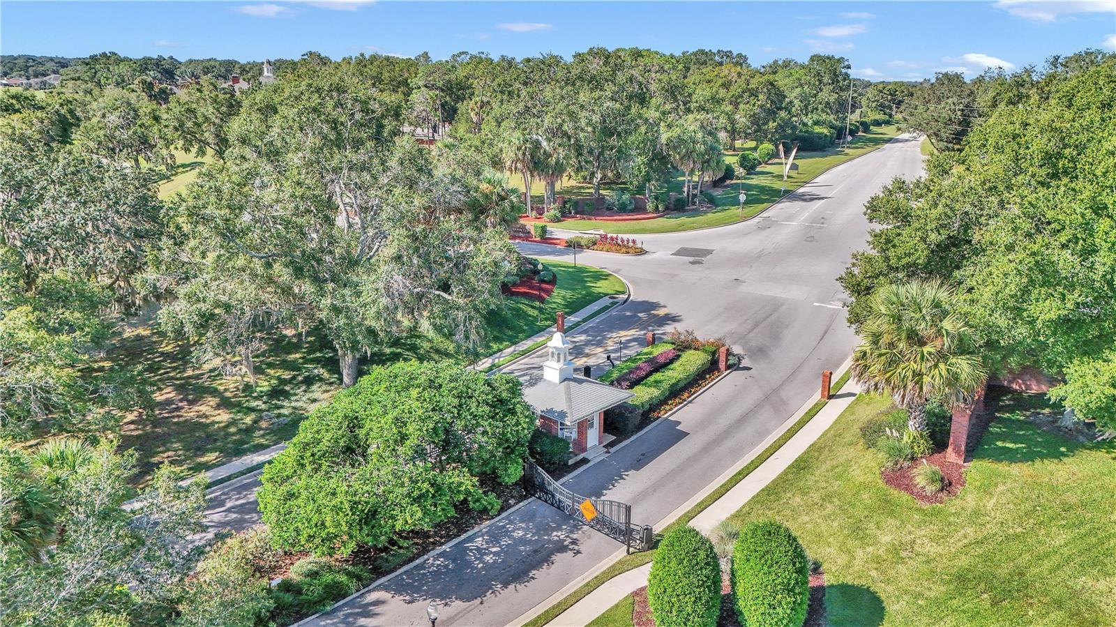 Image 62 of 79 For 5203 Grove Manor