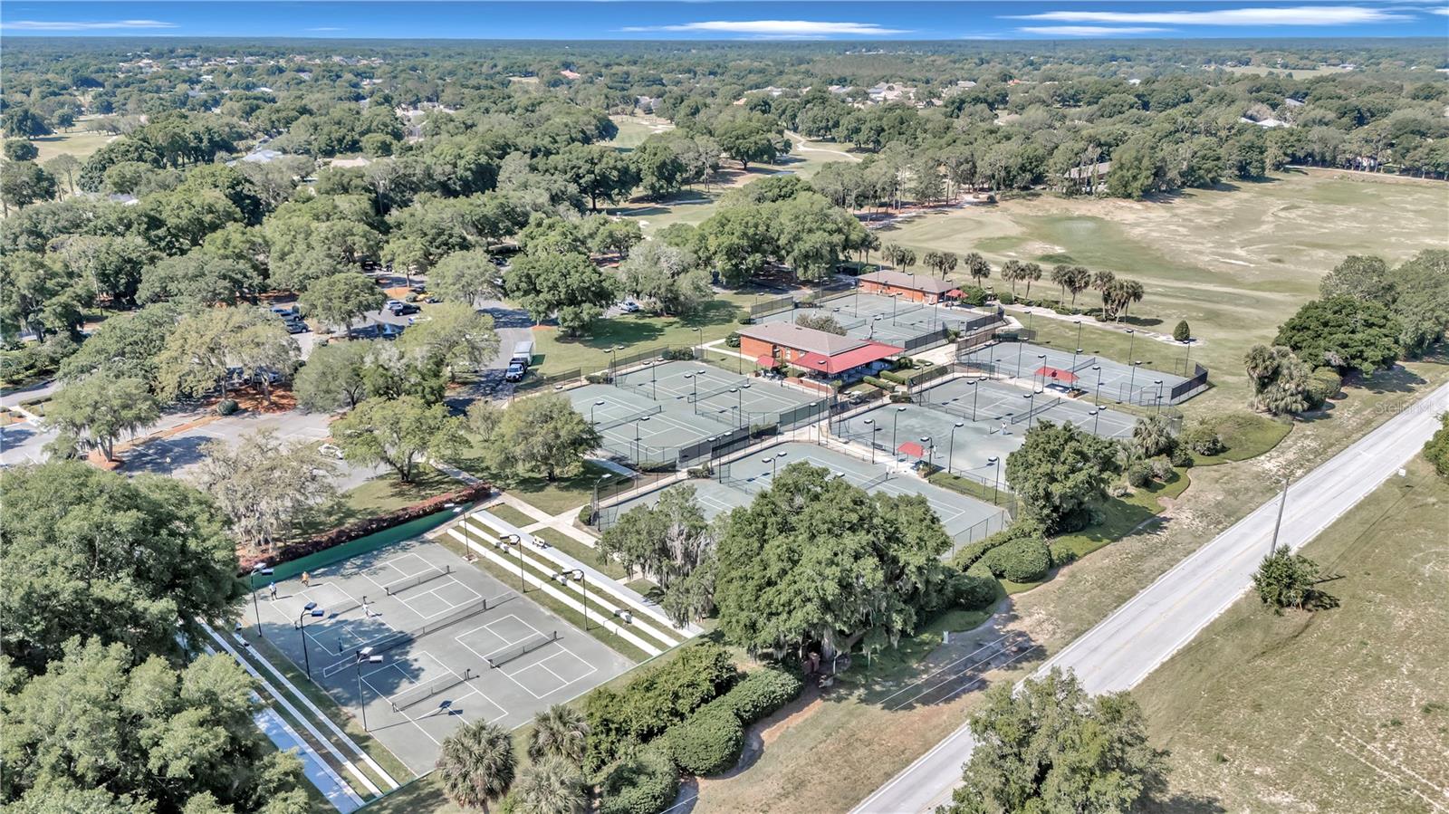 Image 73 of 79 For 5203 Grove Manor