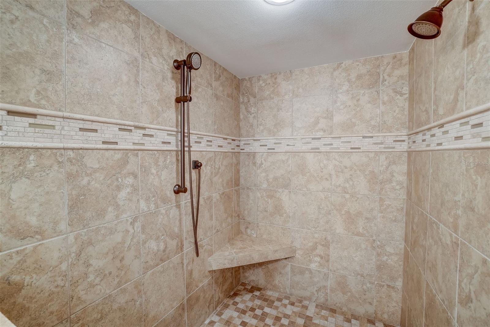 Image 29 of 46 For 5207 Atlantic Avenue 222