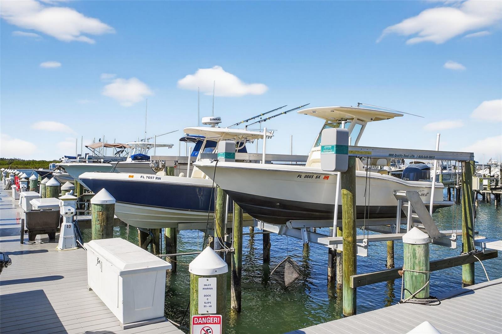 Listing photo id 45 for 2700 Peninsula Avenue 132