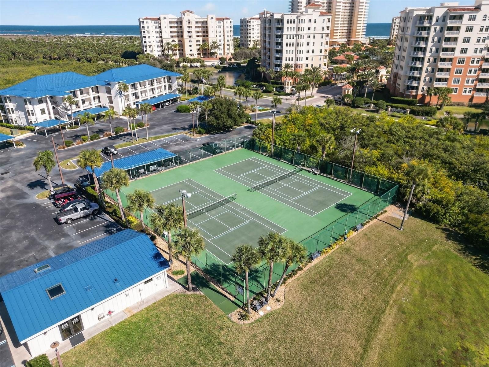 Listing photo id 49 for 2700 Peninsula Avenue 132