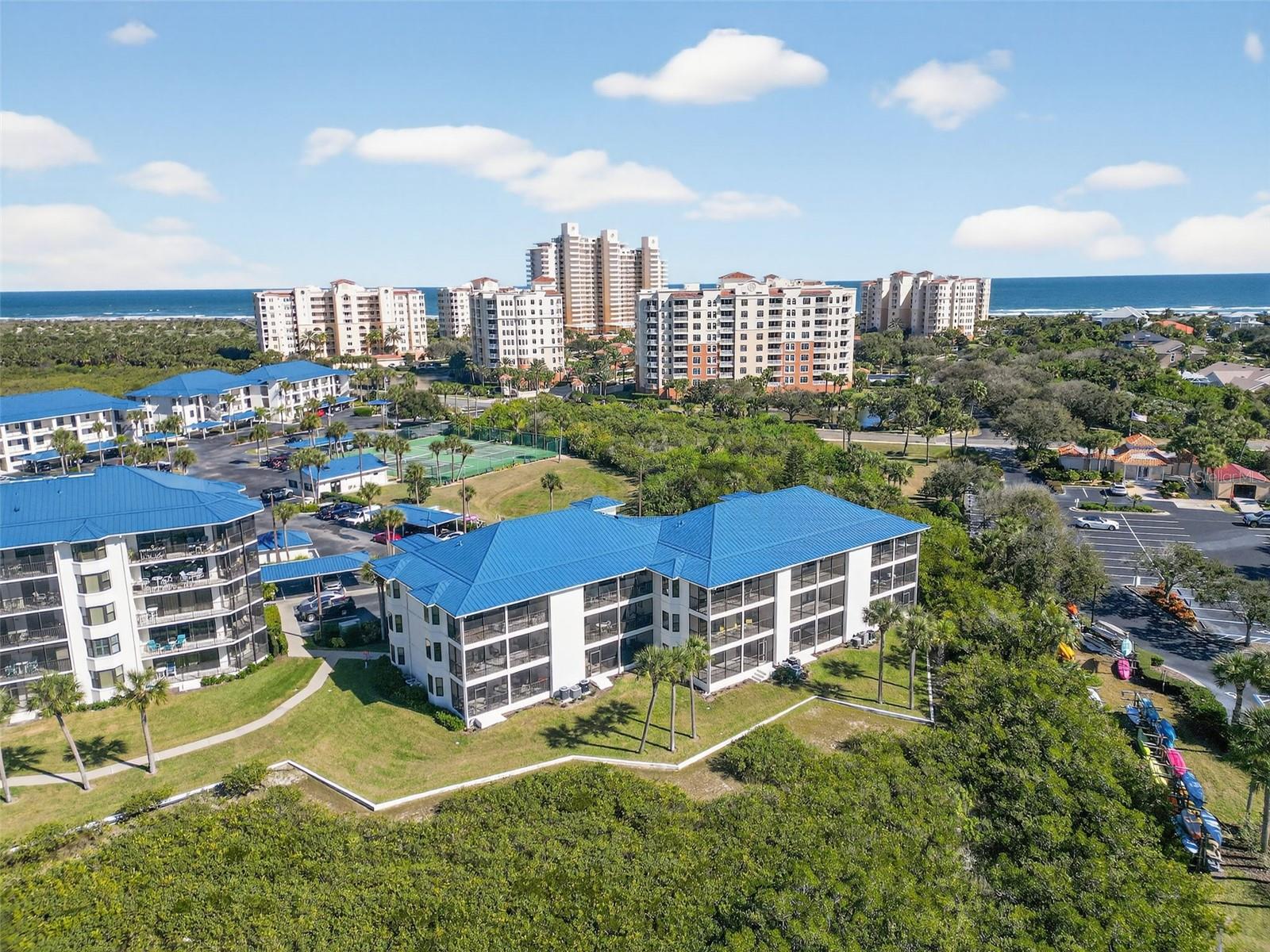 Listing photo id 56 for 2700 Peninsula Avenue 132