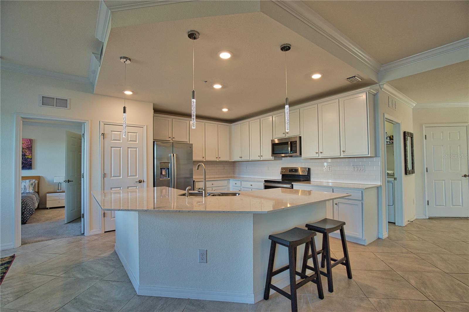 Image 16 of 47 For 10042 Crooked Creek Drive 102