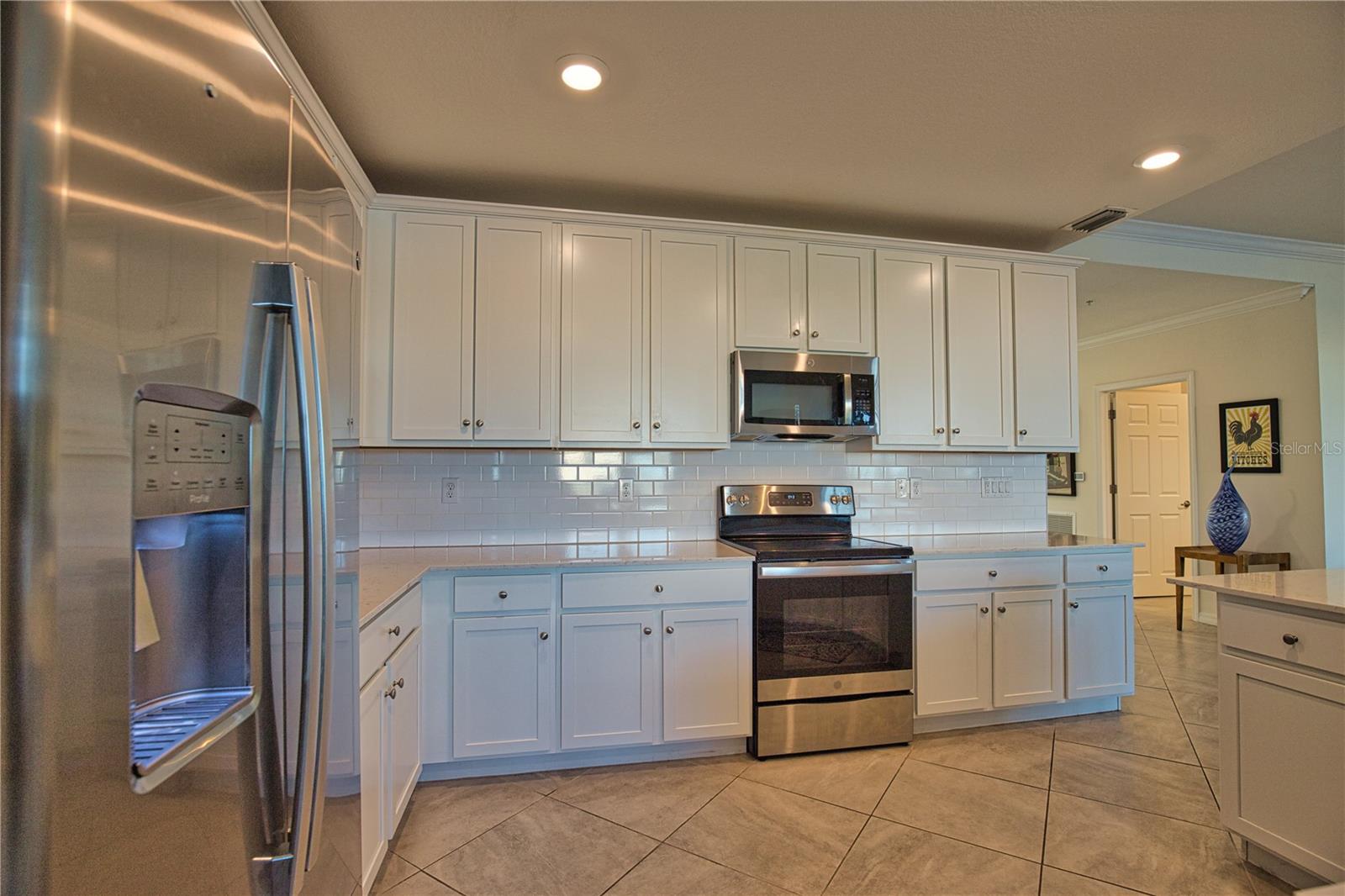 Image 19 of 47 For 10042 Crooked Creek Drive 102