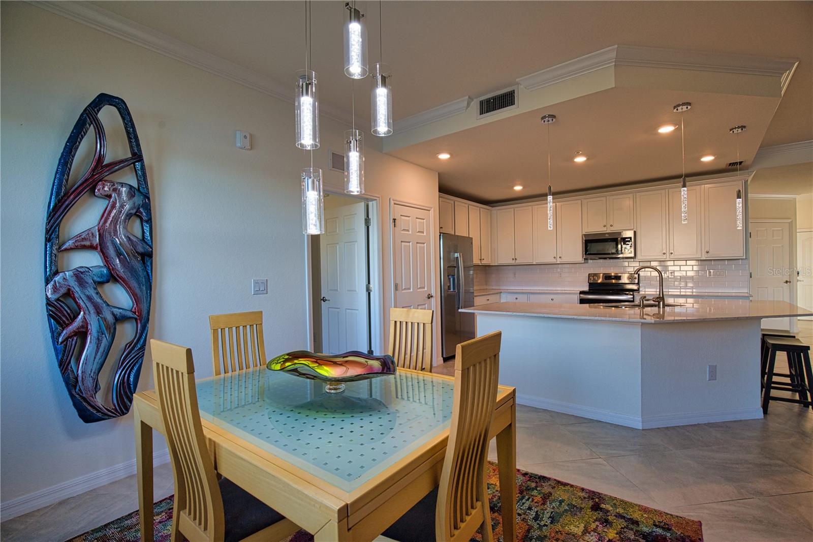 Image 23 of 47 For 10042 Crooked Creek Drive 102